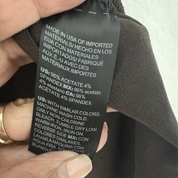 Chicos Travelers Womens Gold Ring Tunic Top Size 4 US 20/22 Brown Slinky Stretch - Picture 5 of 10